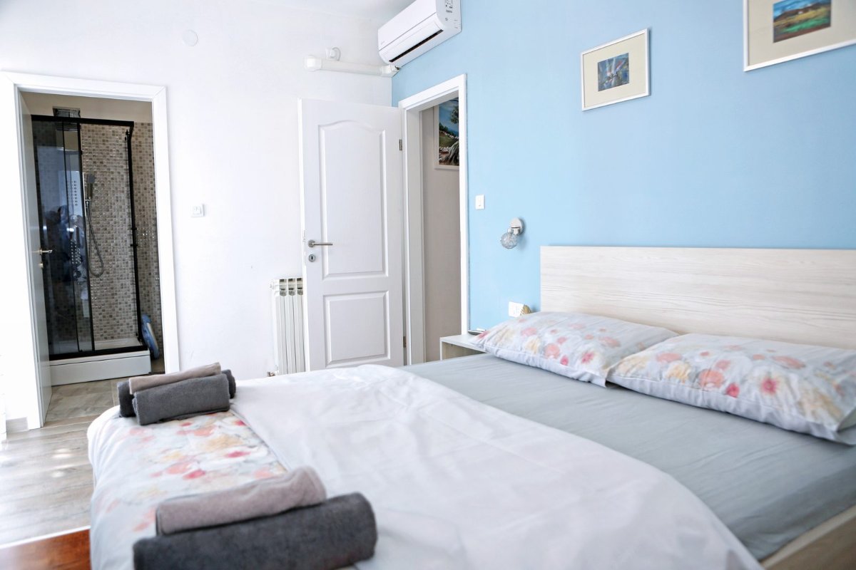 Large bedroom